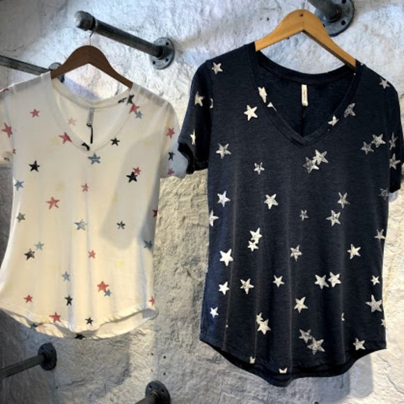 Z Supply Ditressed Star Tee NAVY - Picture 1 of 4